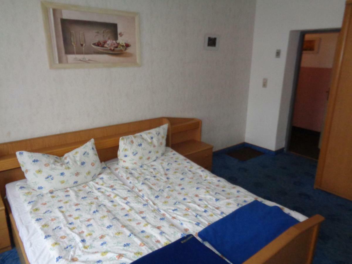 Heegemuhler-Hof Hotel Eberswalde-Finow Esterno foto