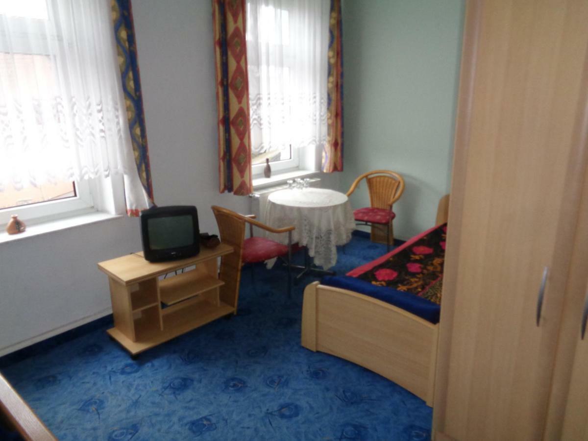 Heegemuhler-Hof Hotel Eberswalde-Finow Esterno foto
